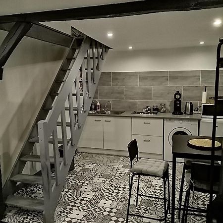 Maison Diana A 400 Metres A Pieds De L'Aeroport Tillé エクステリア 写真